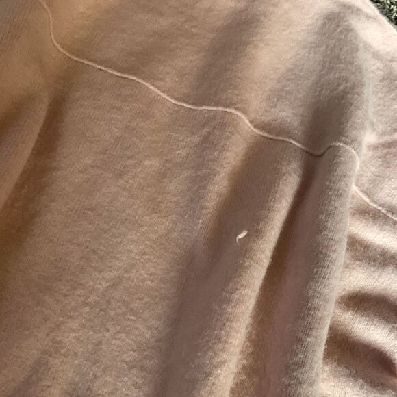 Free people light pink oversized, double turtle-neck, 3/4-sleeve sweater, so: S. - Picture 7 of 7